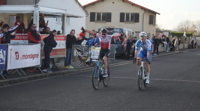 Axel ROUX (VCCA) remporte le prix Auto Pièces Auvergne